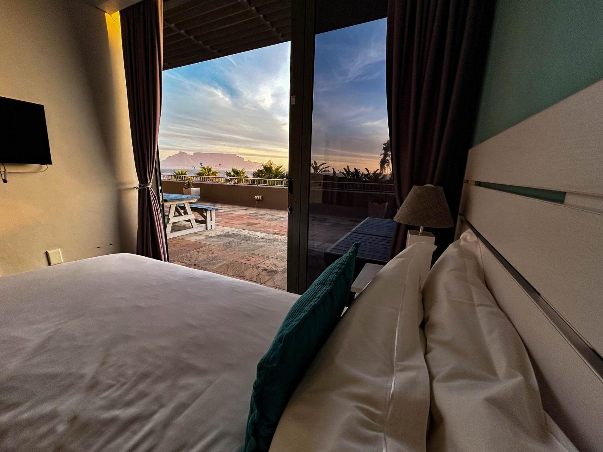 Heaven On Earth - Blouberg Beachfront Self-Catering Apartment 布鲁堡史特兰 外观 照片