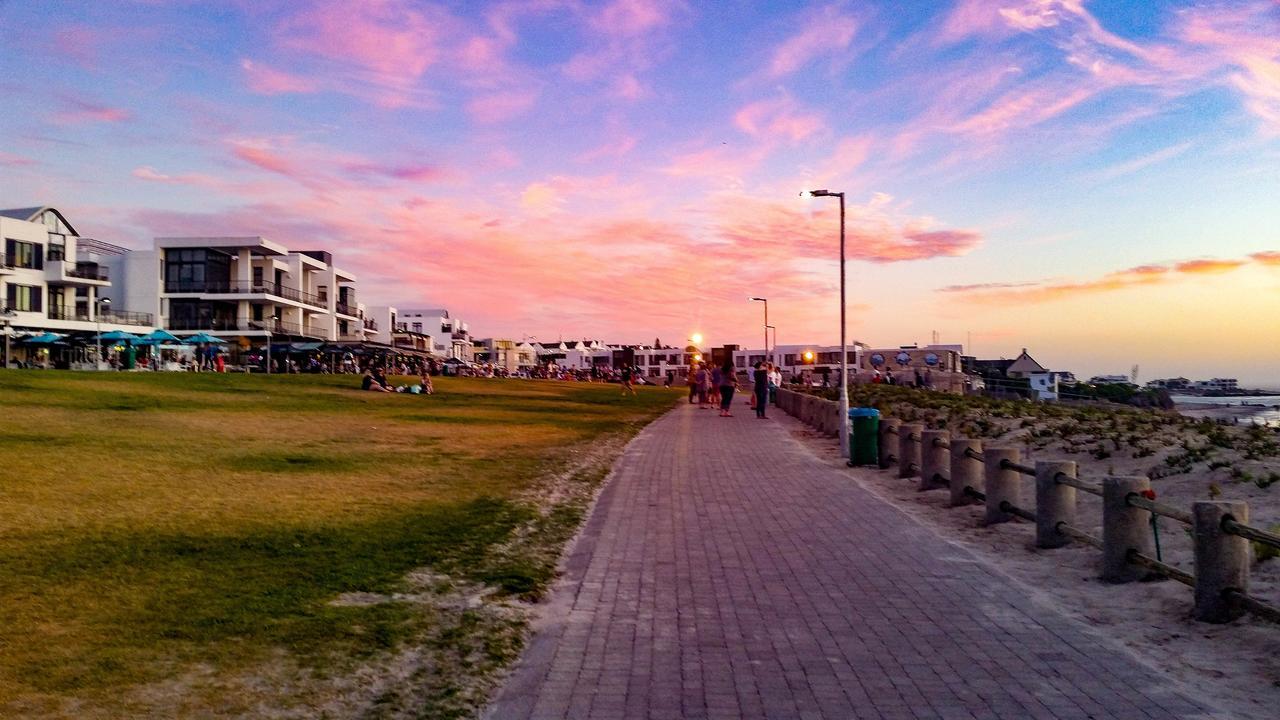 Heaven On Earth - Blouberg Beachfront Self-Catering Apartment 布鲁堡史特兰 外观 照片